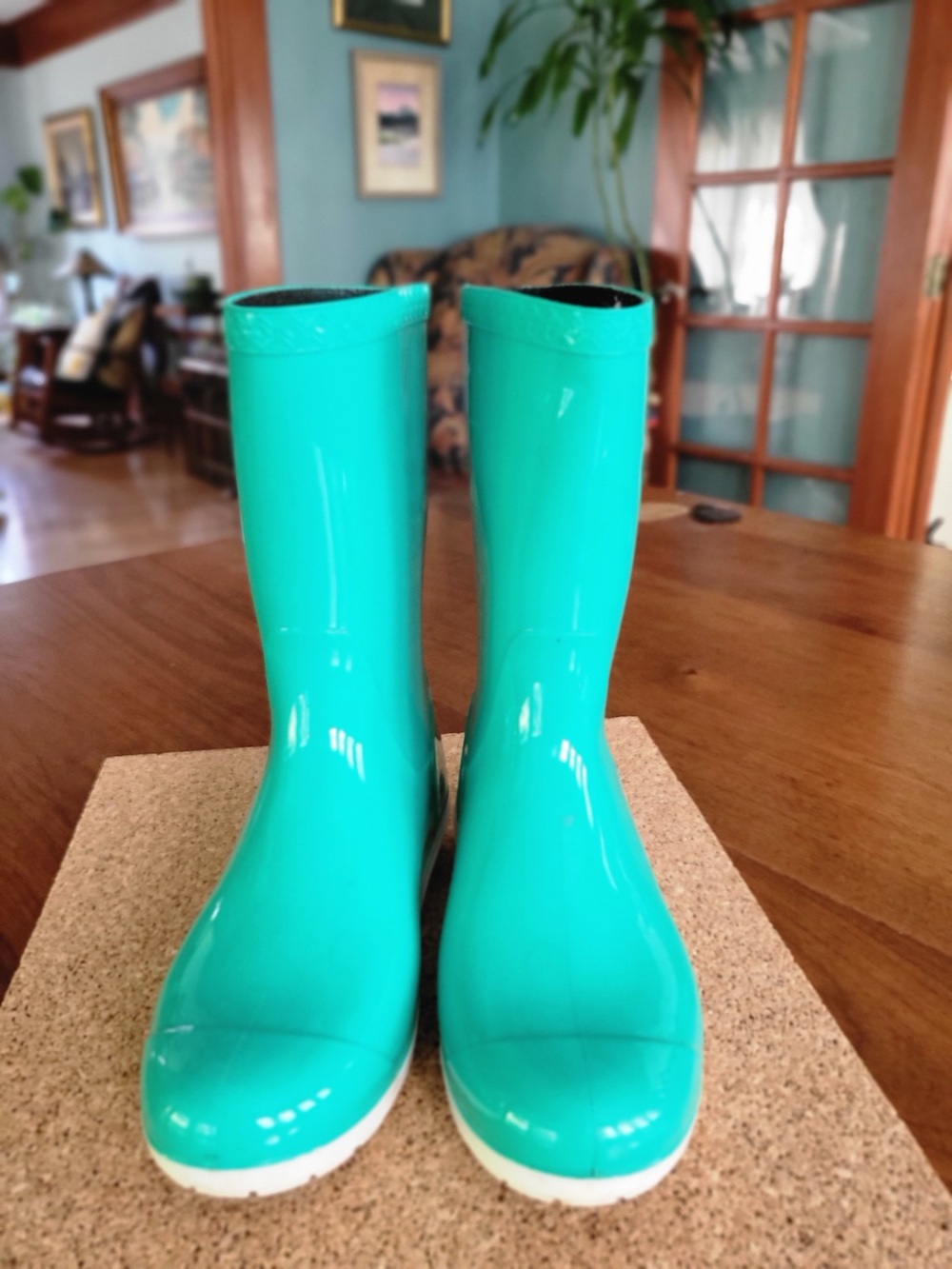UGG Shaye Teal Glossy Waterproof Rain Boots Women’s Size 7